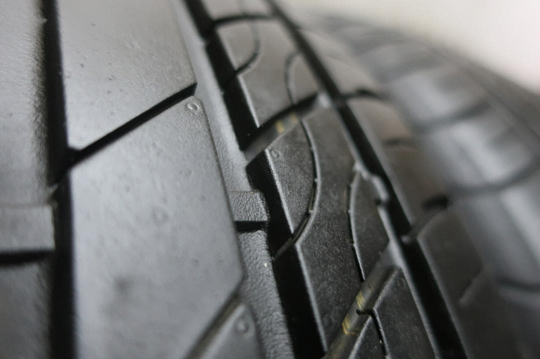そう様送料込　2025年製　グリンランダー　215/45R17　バリ溝　4本