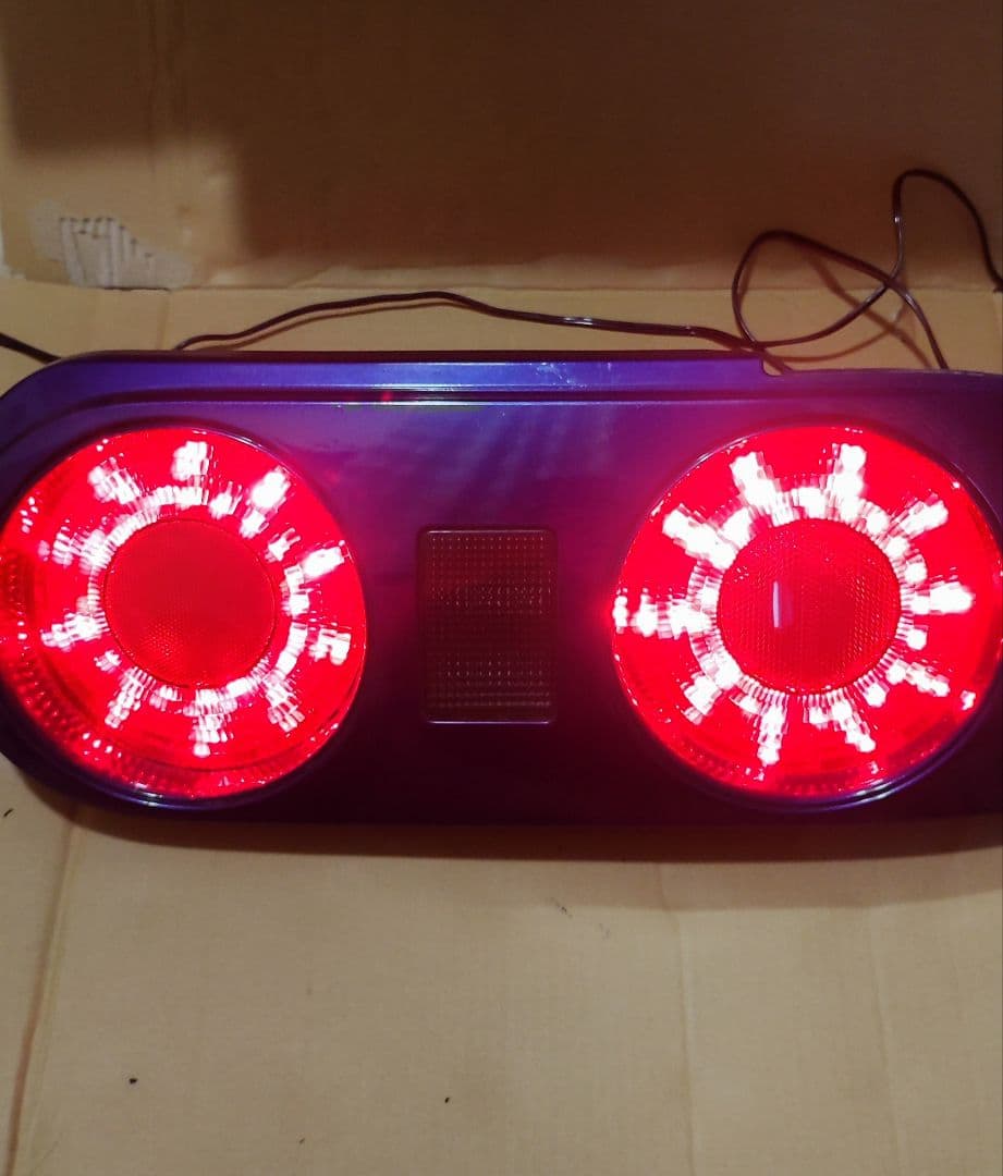 ち*ん様 BNR32 テールライト ニスモテール風LED仕様 青　HCR32