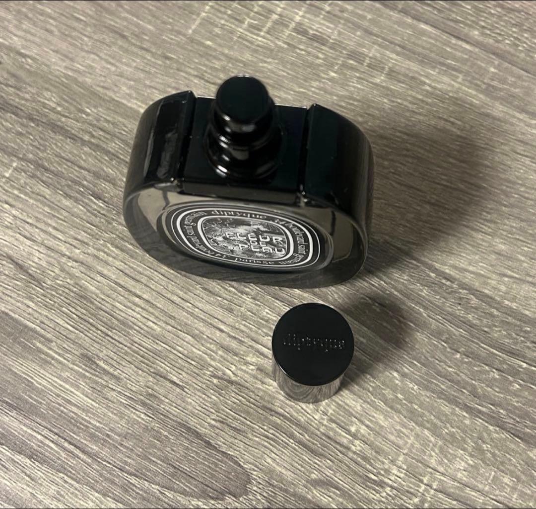 diptyque Fleur de Peau 香水