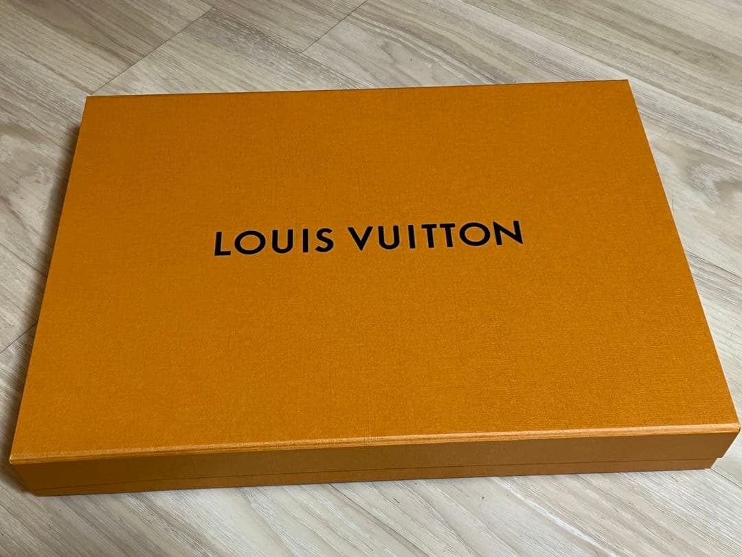 LOUIS VUITTON ショール・モノグラム ベージュストール