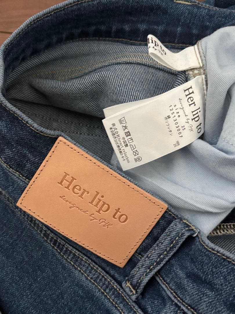 パンツ herlipto New York High-Waisted Jeans 25