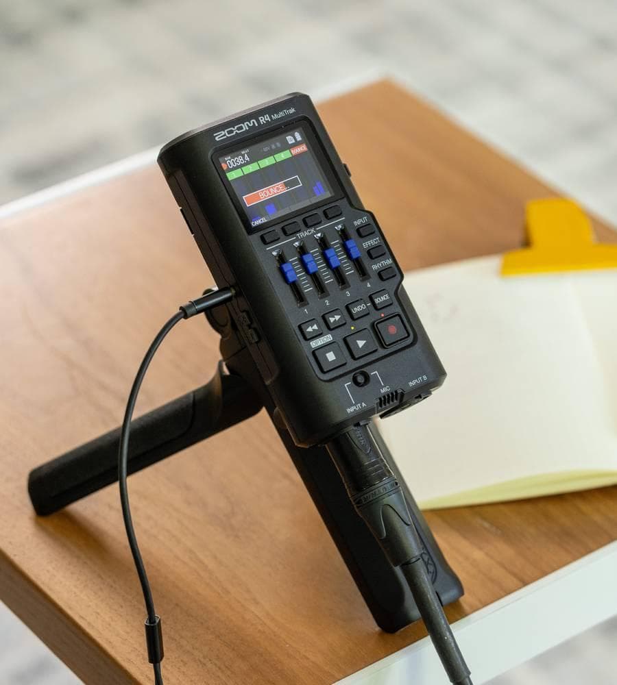 Zoom R4 MultiTrak 新品 未使用 未開封 更に値下げ！