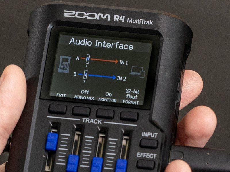 Zoom R4 MultiTrak 新品 未使用 未開封 更に値下げ！