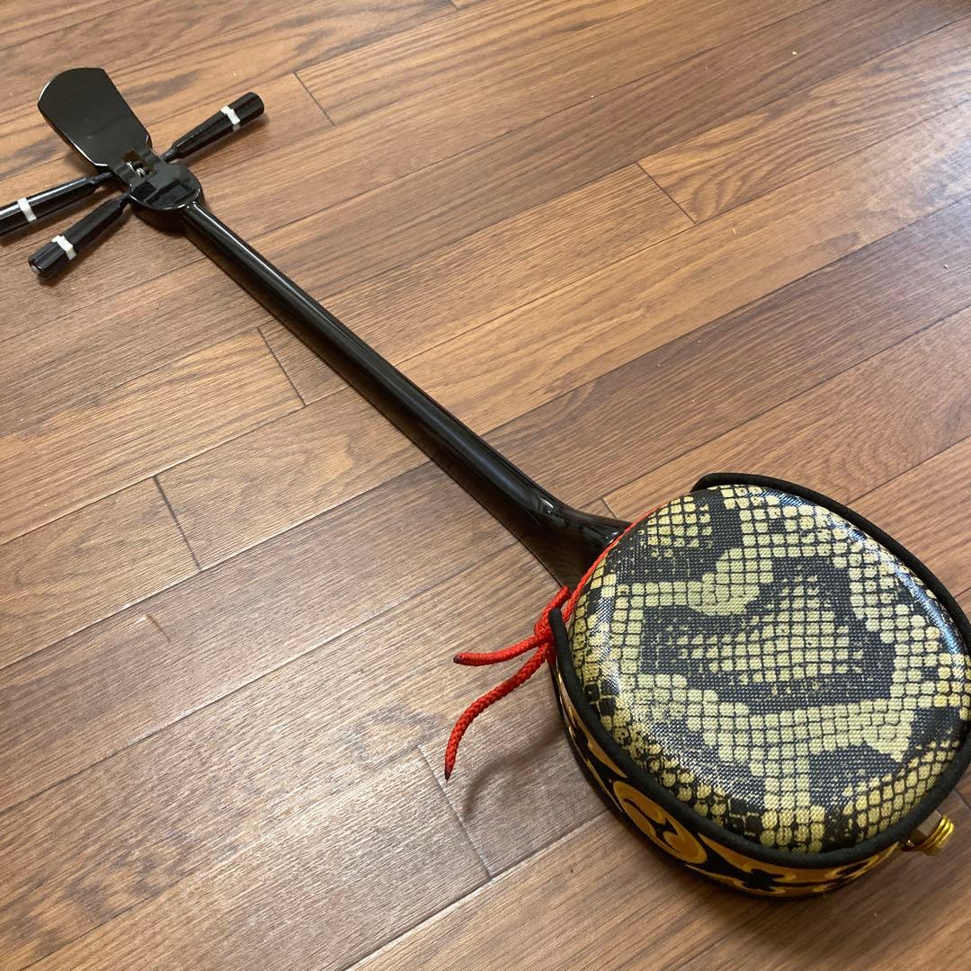 三線本体 ヘビ皮模様 3本弦