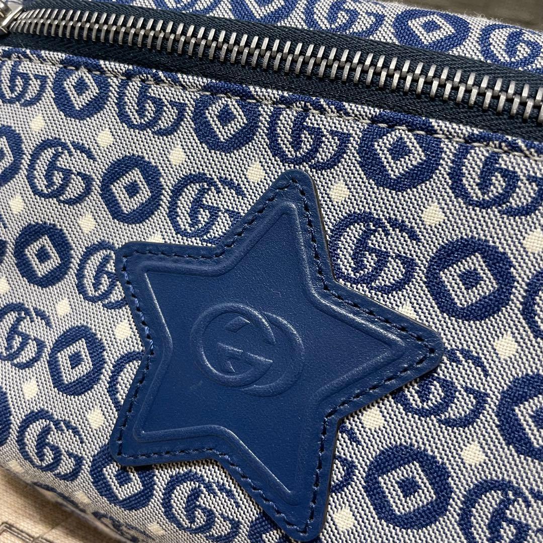 (*)様 新品　GUCCI ボディバッグ スターエンブレム ネイビー