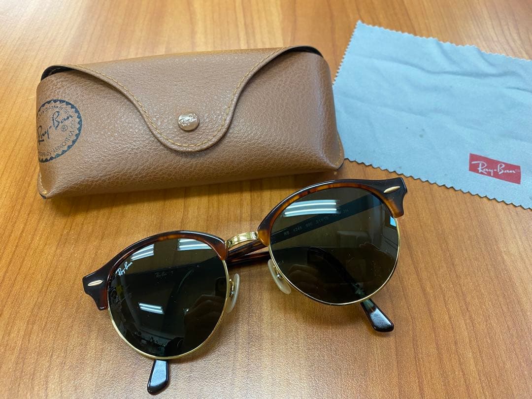 Ray-Ban RB4246 クラブラウンドサングラス ケース付き