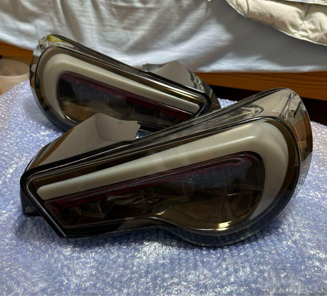 86 テールランプREVO ZN6 ヴァレンティン