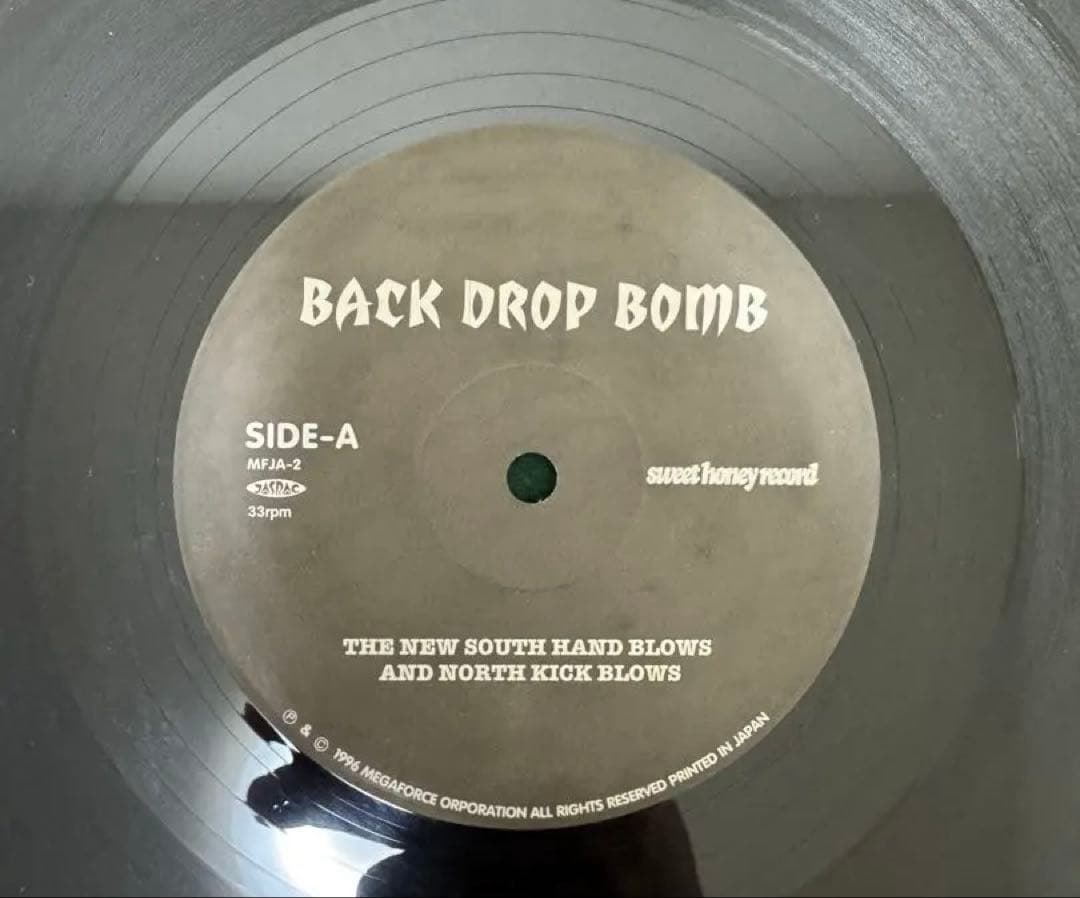 BACK DROP BOMB レコード