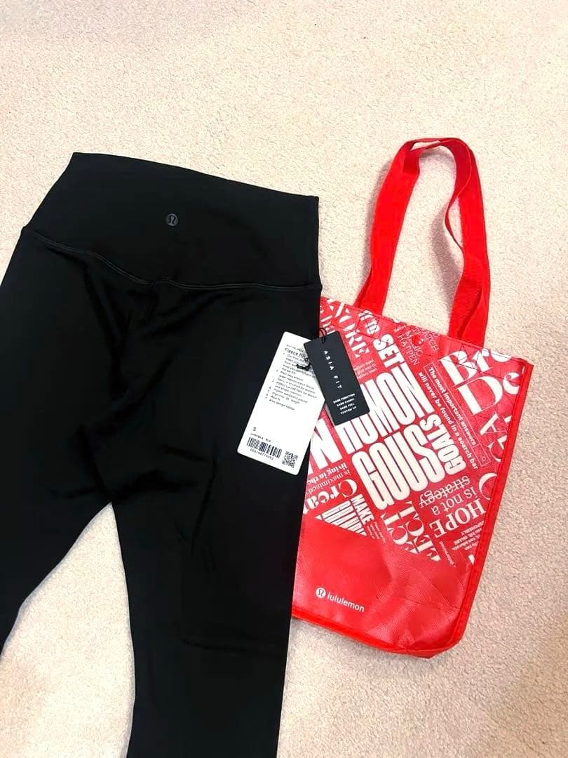 lululemon 未使用　Fleece HR Tight 26 ヨガレギンス