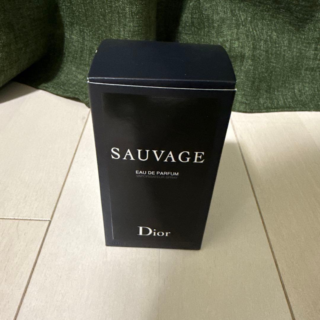 【ほぼ未使用】Dior SAUVAGE ソヴァージュ オードパルファン　60ml