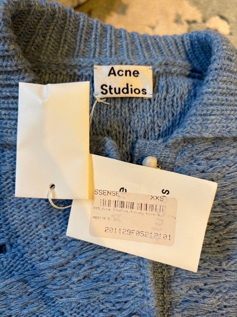 Acne Studios ダメージ ニットワンピース