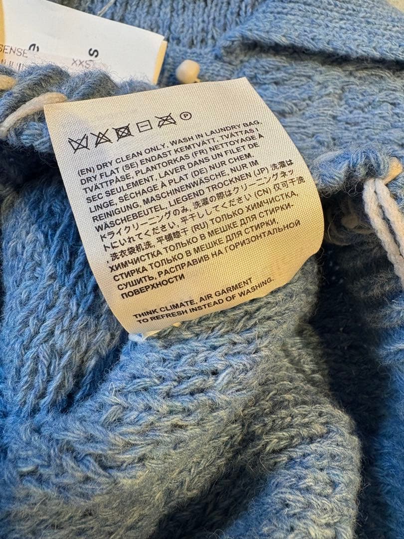 Acne Studios ダメージ ニットワンピース