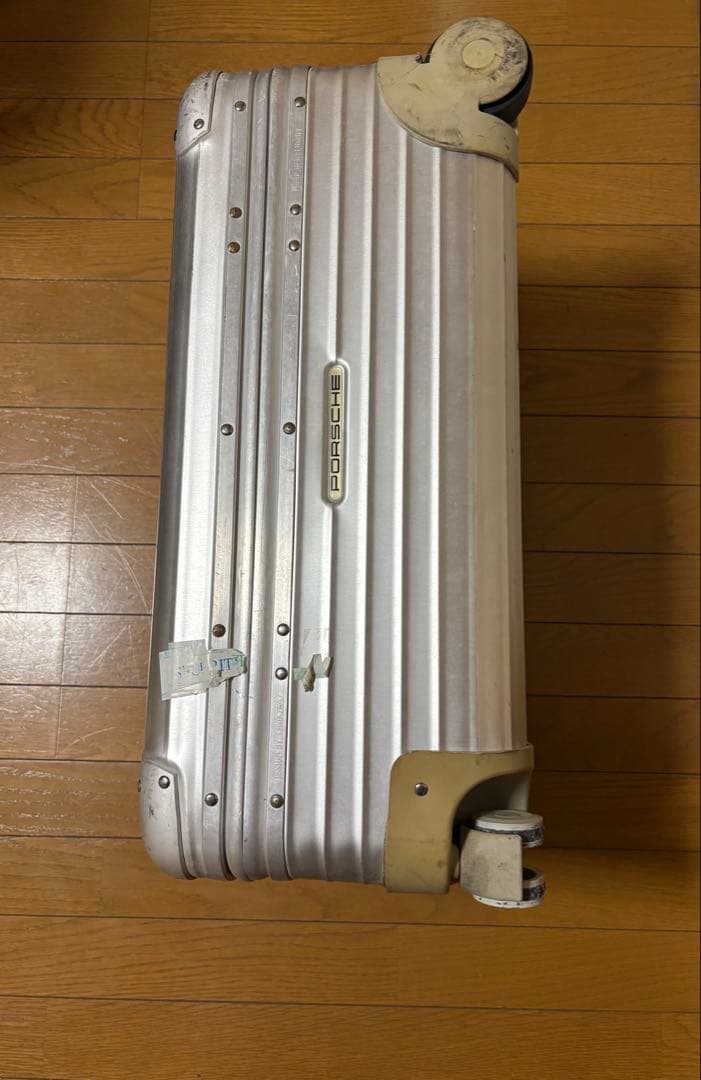 Porsche Rimowa アルミニウムキャリーケース