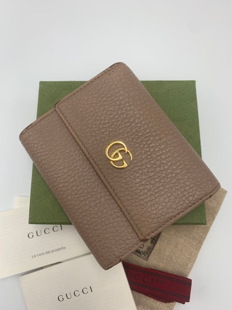 GUCCI グッチ ミニ財布　マーモント　GGロゴ 二つ折り　グレー P55