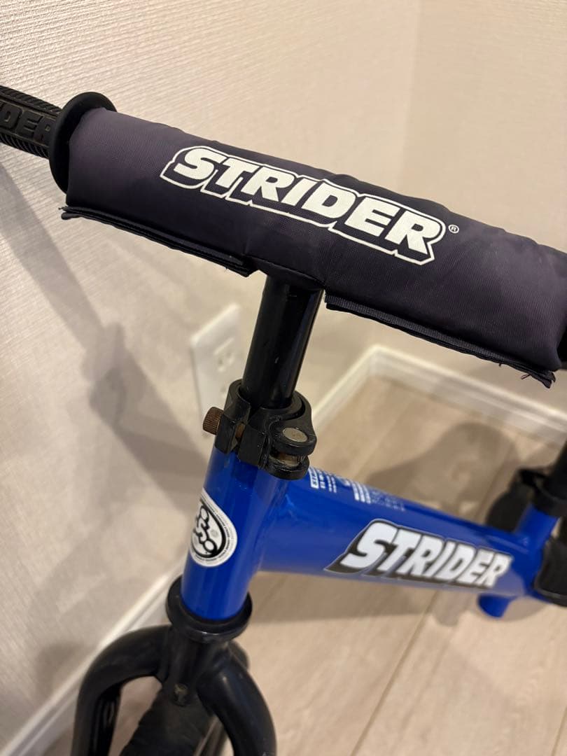 STRIDER バランスバイク ブルー　12インチ　ストライダースポーツモデル