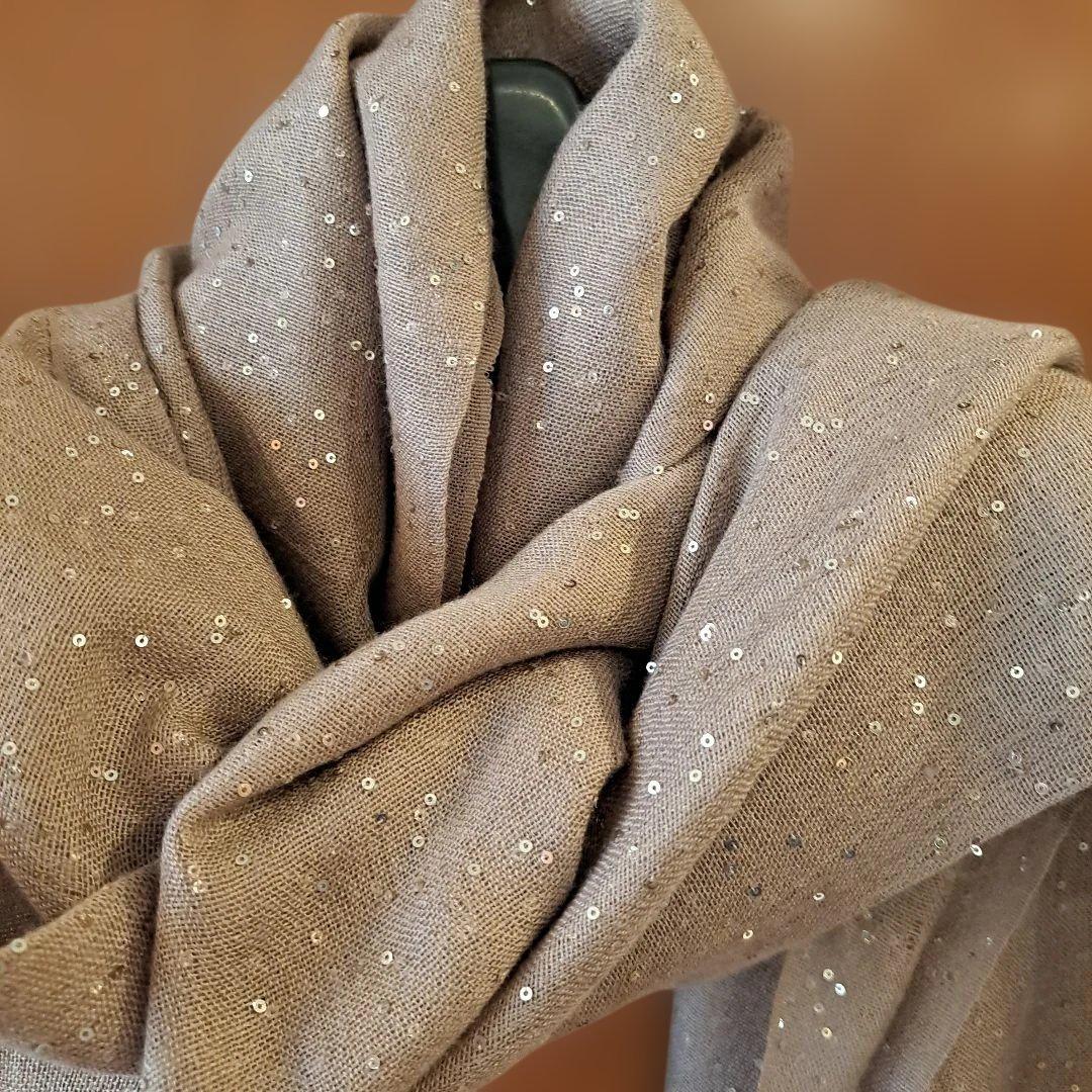 BRUNELLO CUCINELLI. スパンコール付きストール