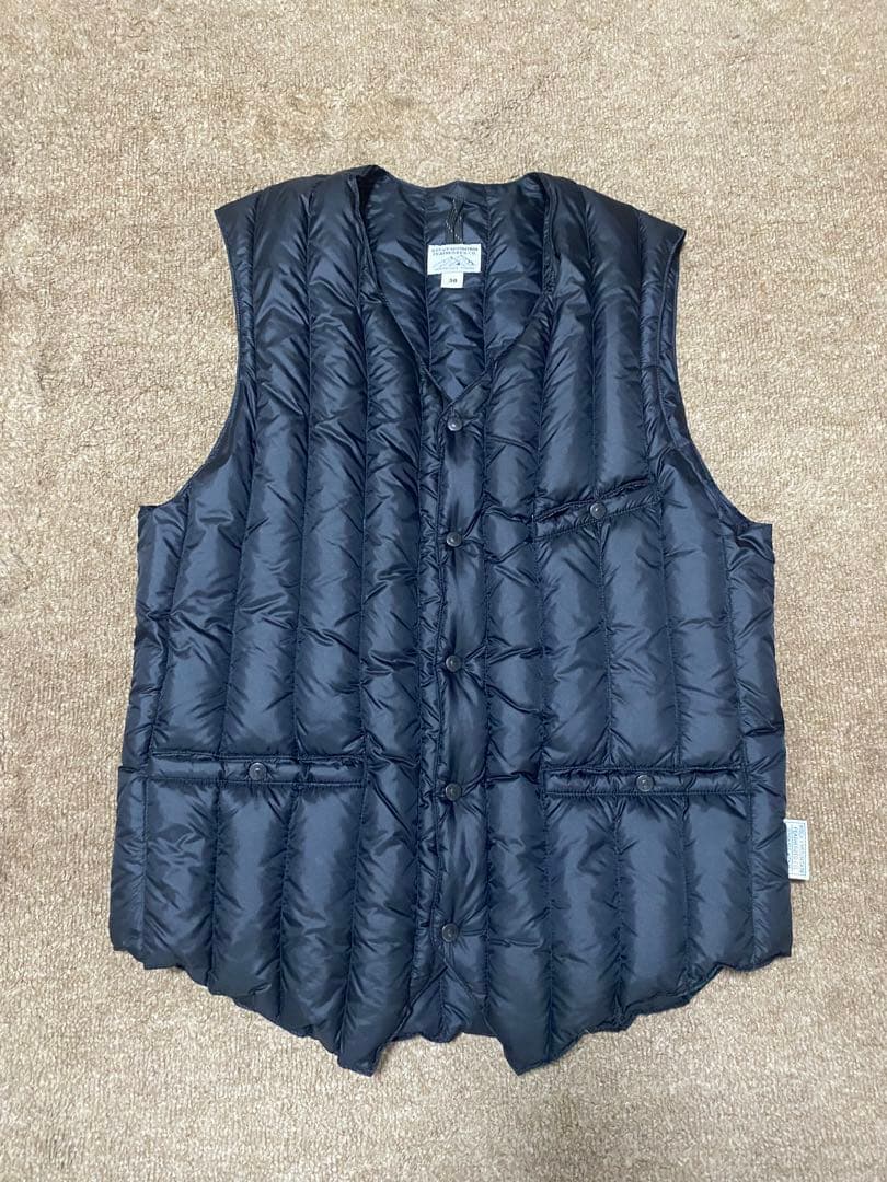 ROCKY MOUNTAIN FEATHERBED CO. ダウンベスト