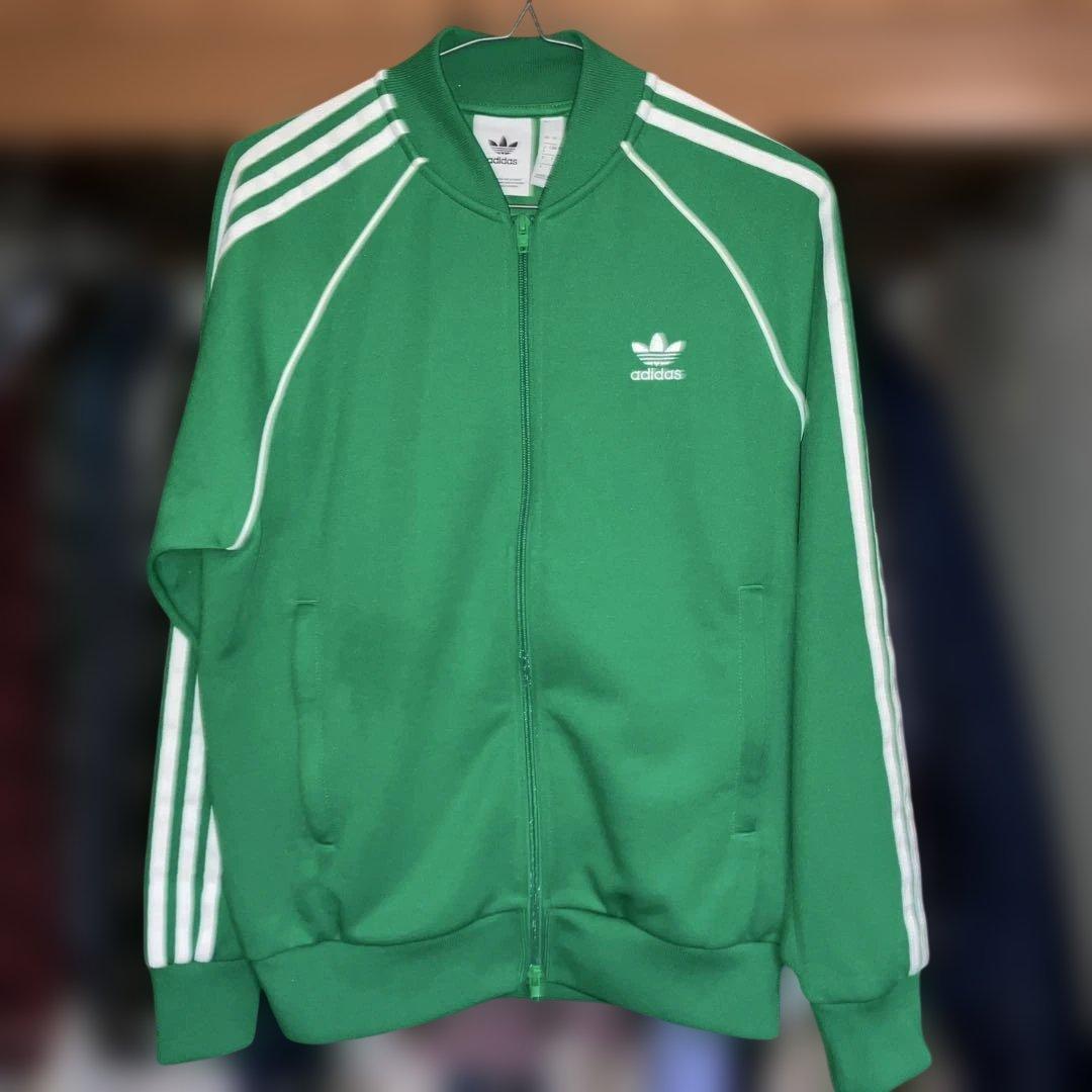 adidasアディカラークラシックスSSTトラックジャケット カレッジグリーン