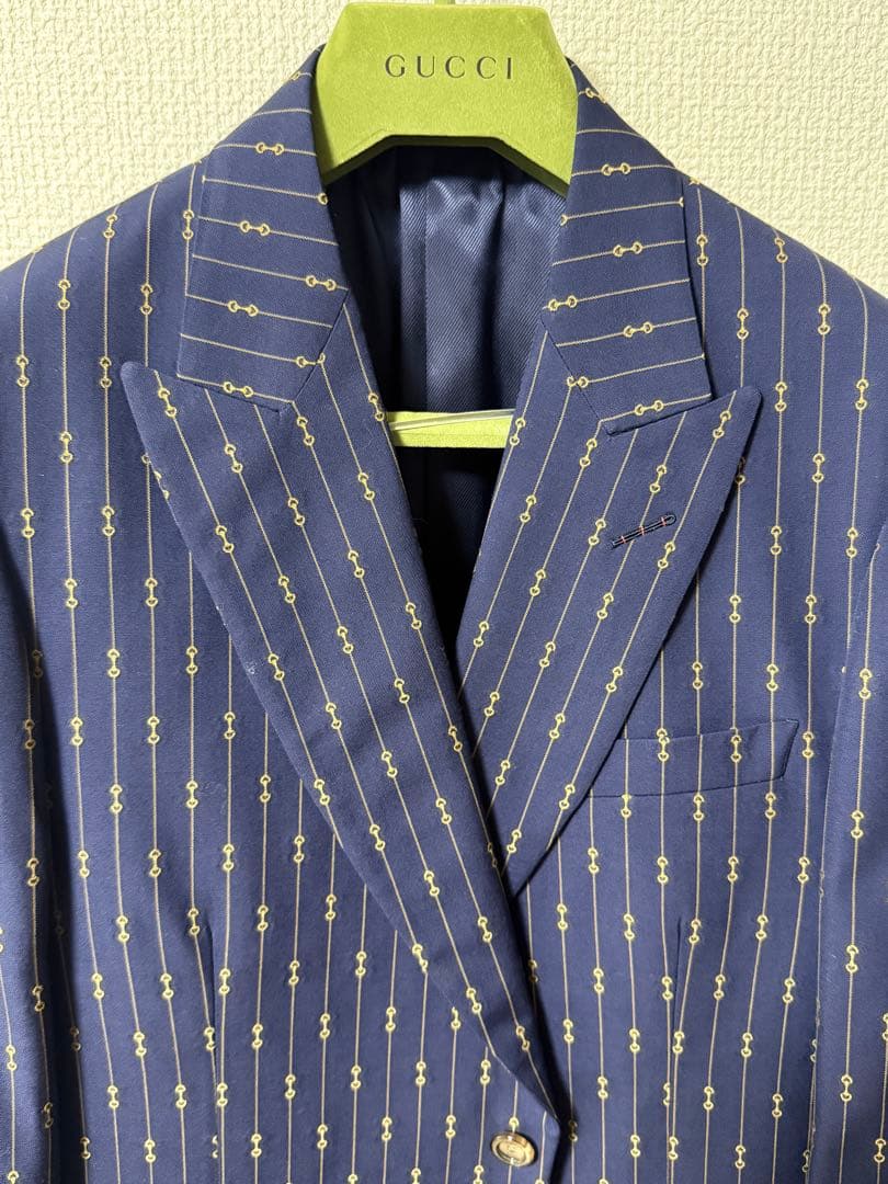 GUCCI ネイビー ホースビットモチーフスーツ　50