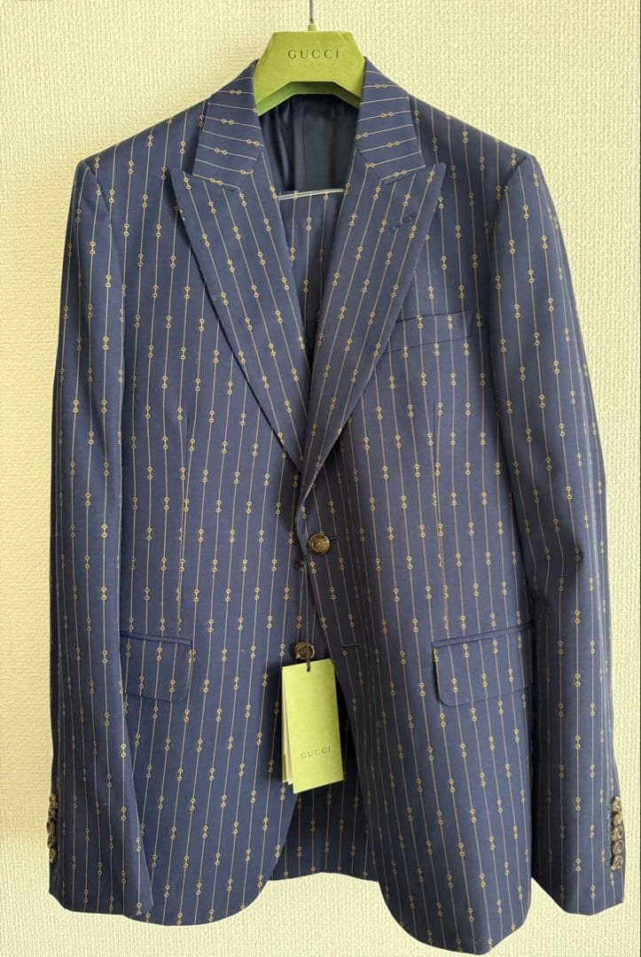 GUCCI ネイビー ホースビットモチーフスーツ　50