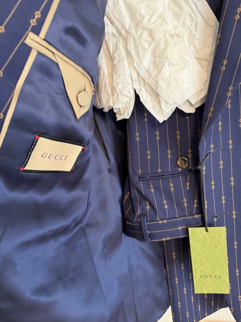 GUCCI ネイビー ホースビットモチーフスーツ　50