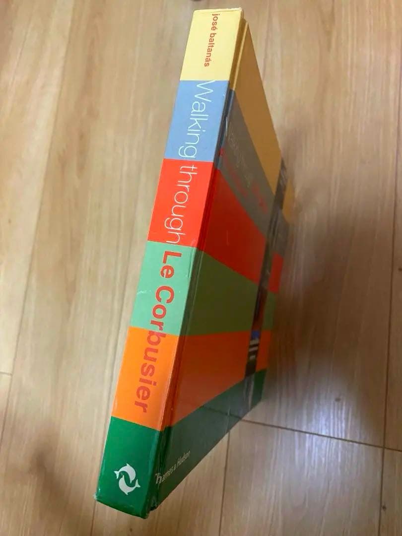 le corbusier ルコルビジェ　walkging through 作品集