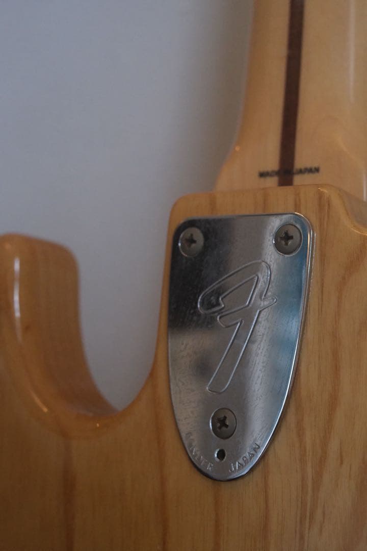 今だけ値下げ【Fender Japan】ジャズベースJB75