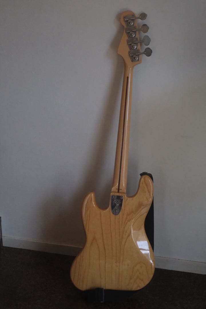 今だけ値下げ【Fender Japan】ジャズベースJB75