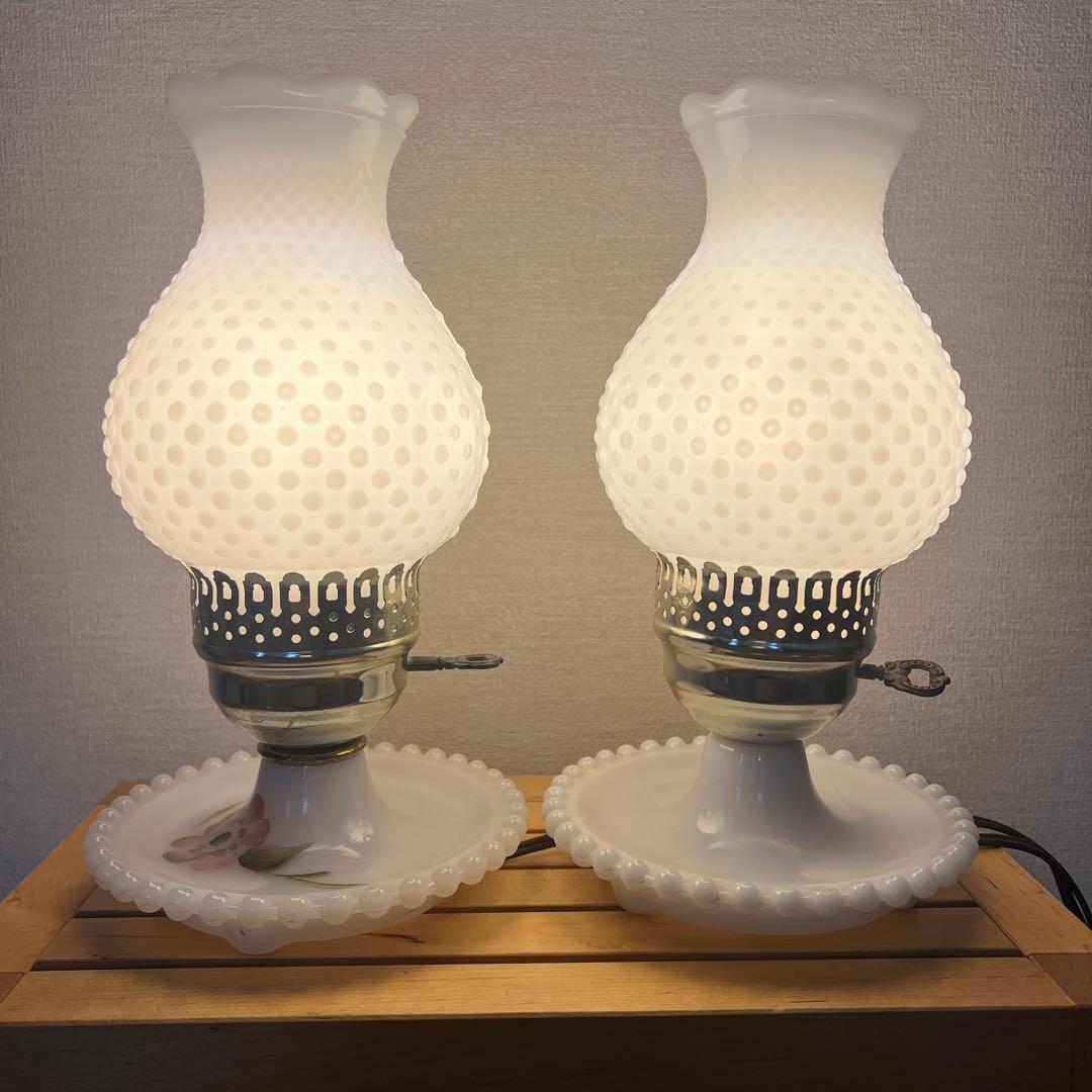 ビンテージランプ　ミルクガラス　ホブネイル　ゴールド　花柄