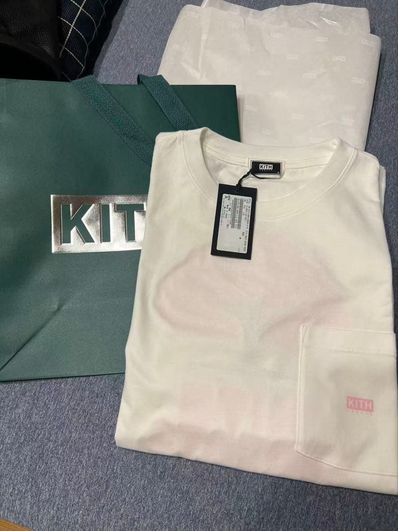 KITH TREATS 桜デザイン Tシャツ