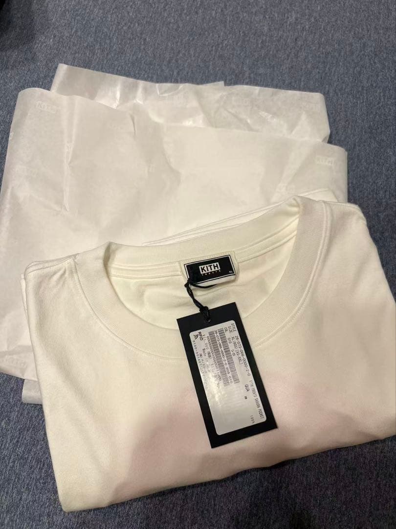 KITH TREATS 桜デザイン Tシャツ
