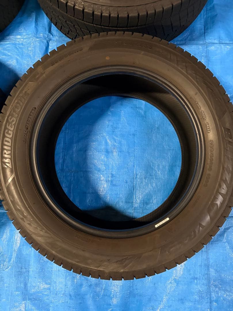 BS VRX3 235/55R18 ４本