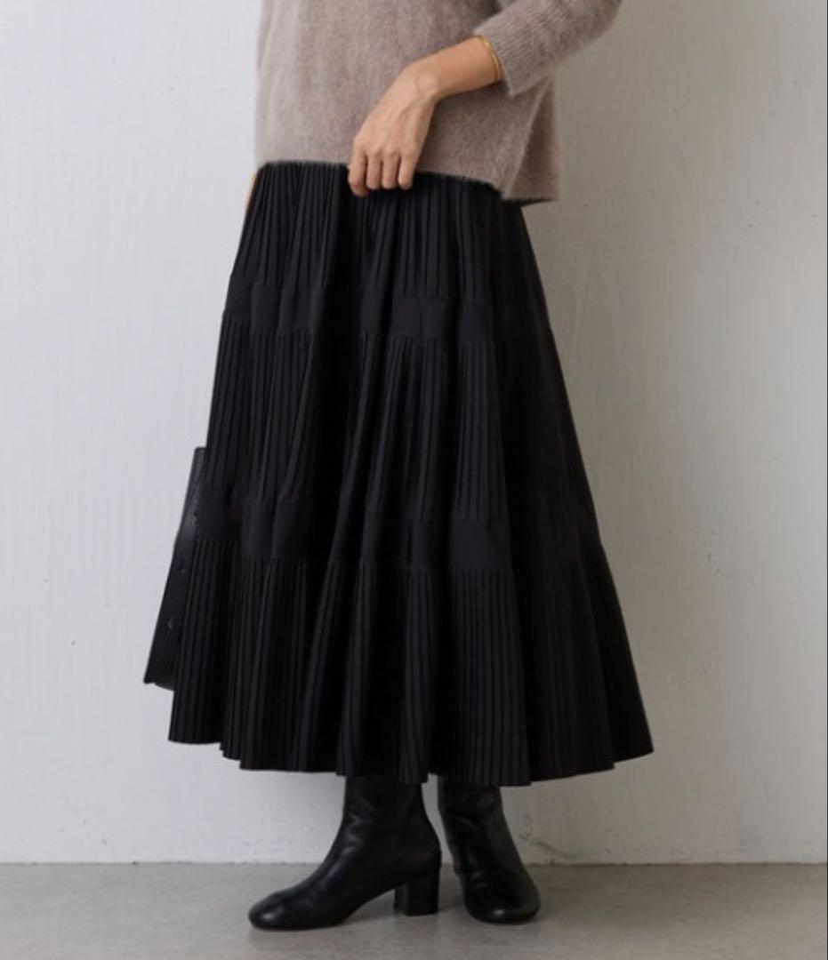 【新品タグ付】BEARDSLEY プリーツティアードスカート　ブラック　FREE