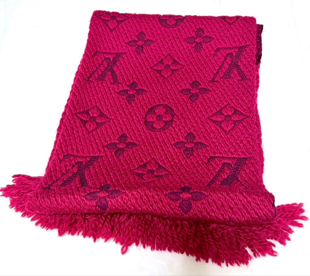 LOUIS VUITTON ルイヴィトンマフラー エシャルプロゴマニラ 赤