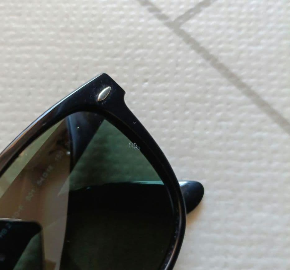 【美品】Ray-Ban ウェイファーラー サングラス　レイバン　RB2140F