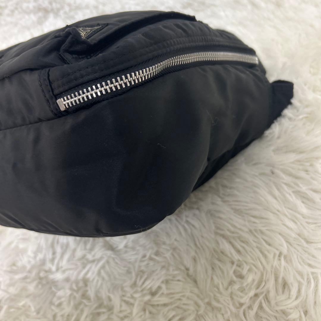 【美品】PORTER タンカー 2層式 ショルダーバッグ 黒
