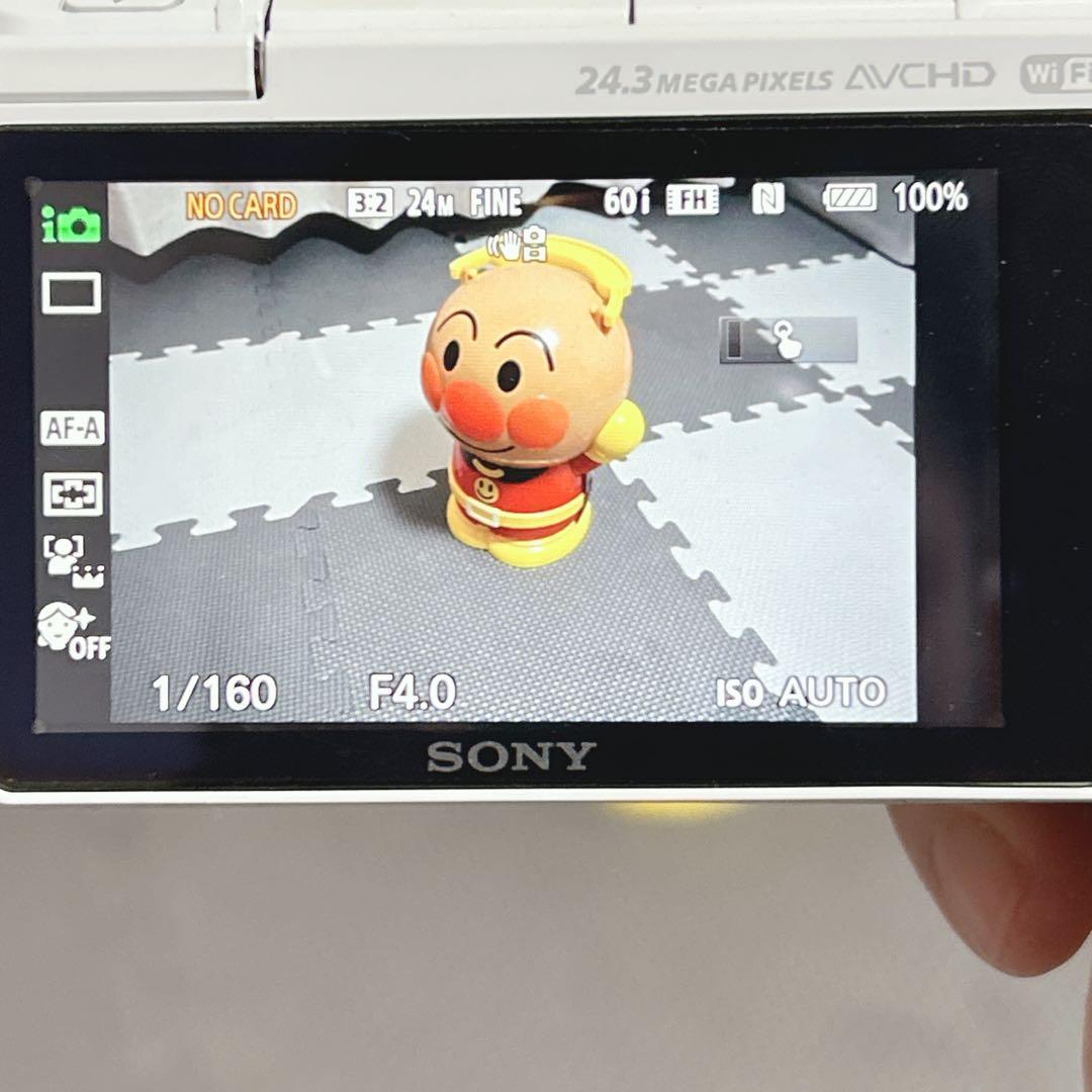 SONY α5100ミラーレス一眼　カメラパワーズームレンズ
