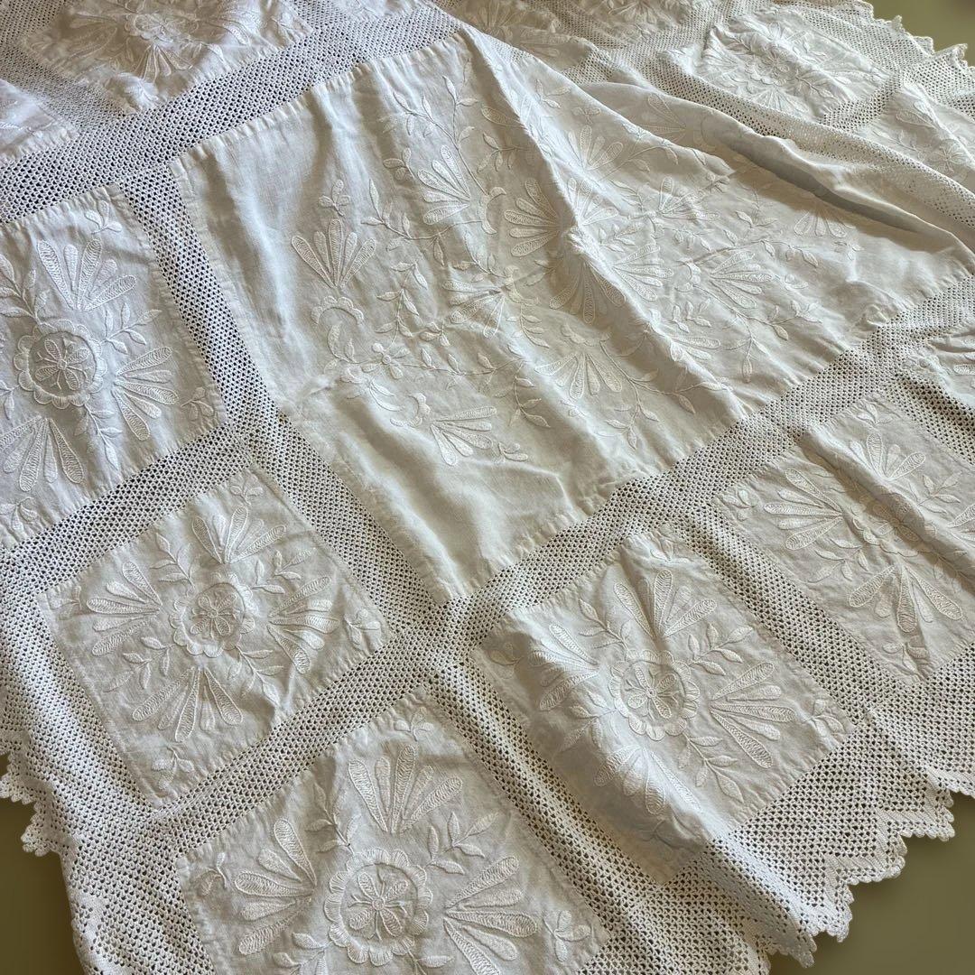 M*u様 刺繍入りリネンクロス 大判 ホワイト　ハンドメイド　ビンテージ　蚤の市