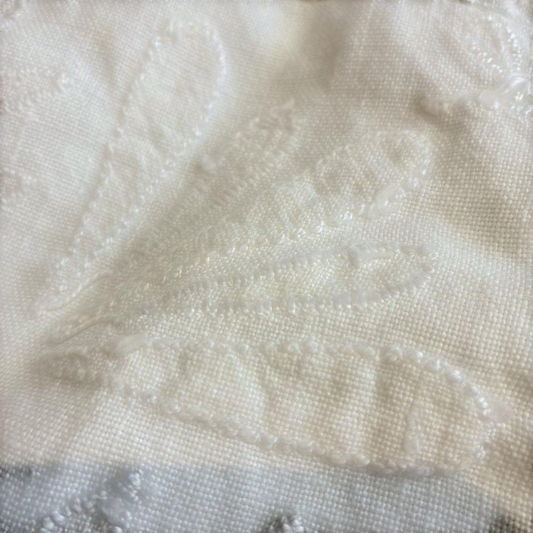M*u様 刺繍入りリネンクロス 大判 ホワイト　ハンドメイド　ビンテージ　蚤の市