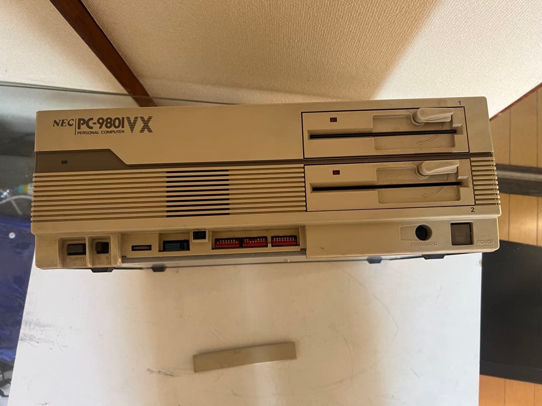 NEC PC-9801VX デュアルフロッピーディスクドライブ搭載