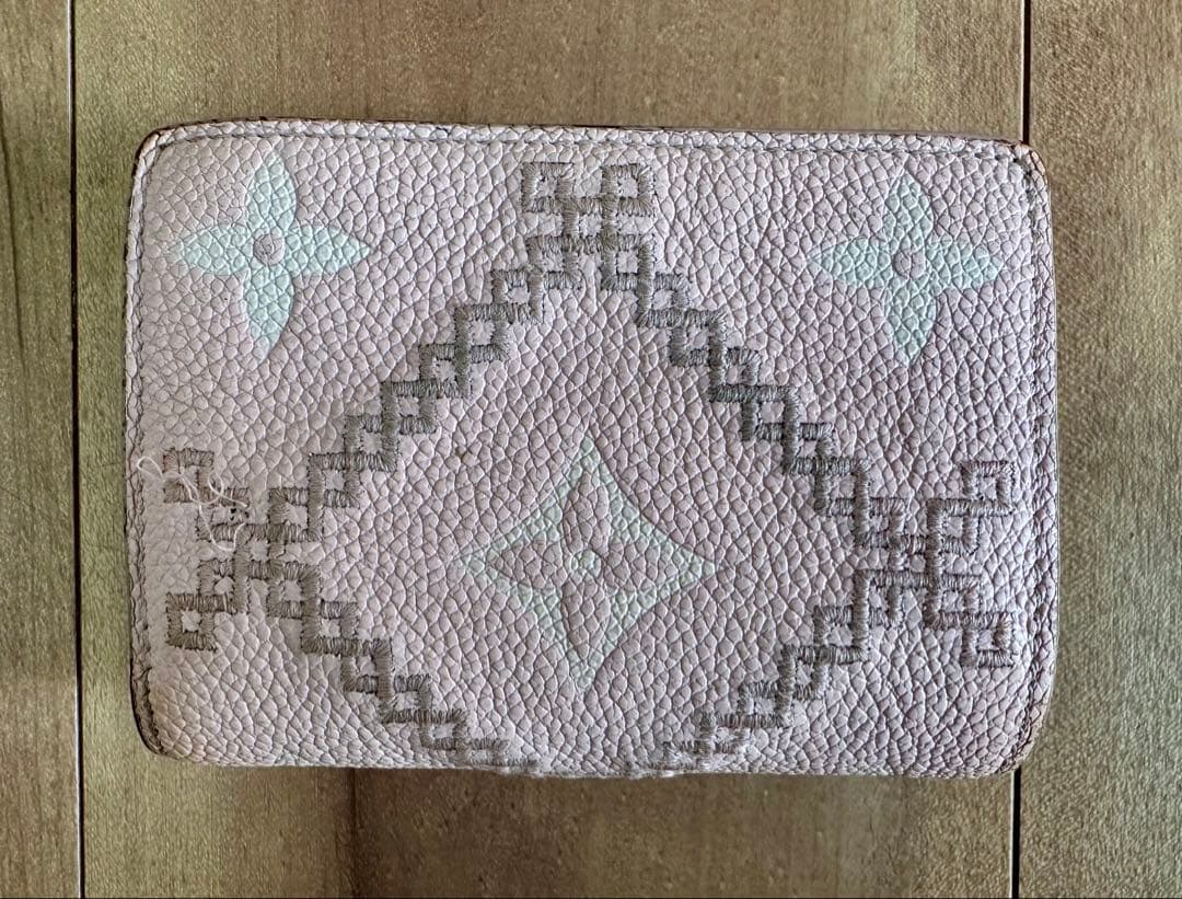 LOUIS VUITTON/ルイヴィトン 二つ折り財布 ピンク