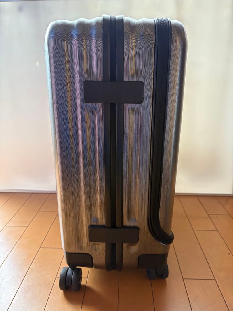Samsonite サムソナイト スーツケース　INOVA 機内持込可能　41L