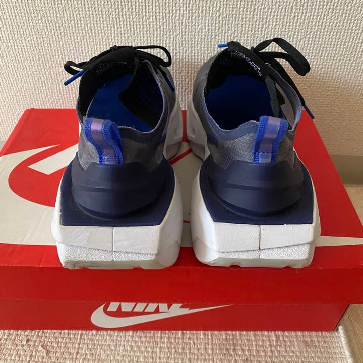 ナイキ　ズームビスタグラインド　Nike zoom vista grind