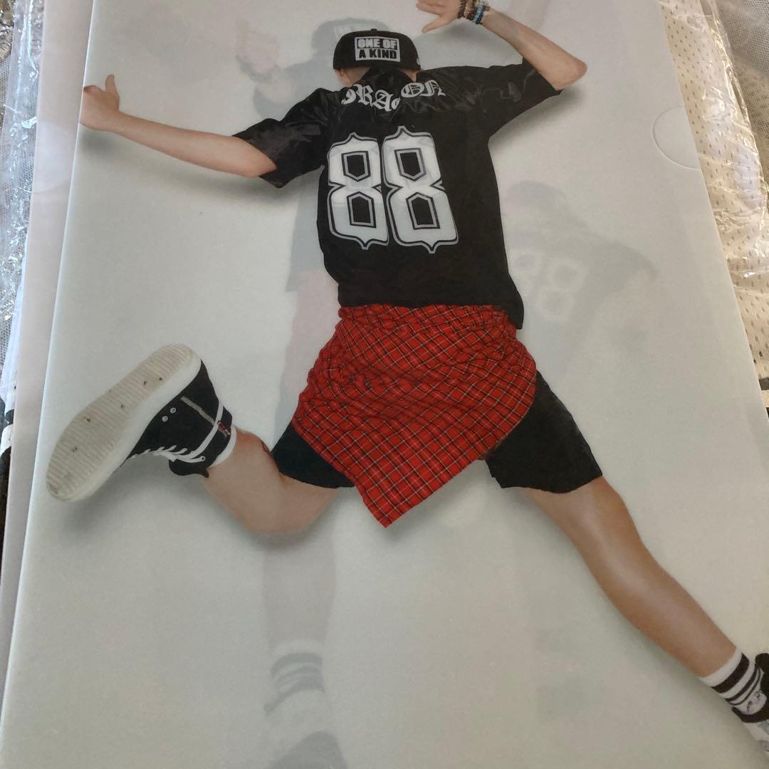 BIGBANG ＧDRAGON88フットボールシャツ白　未着用タグ付き