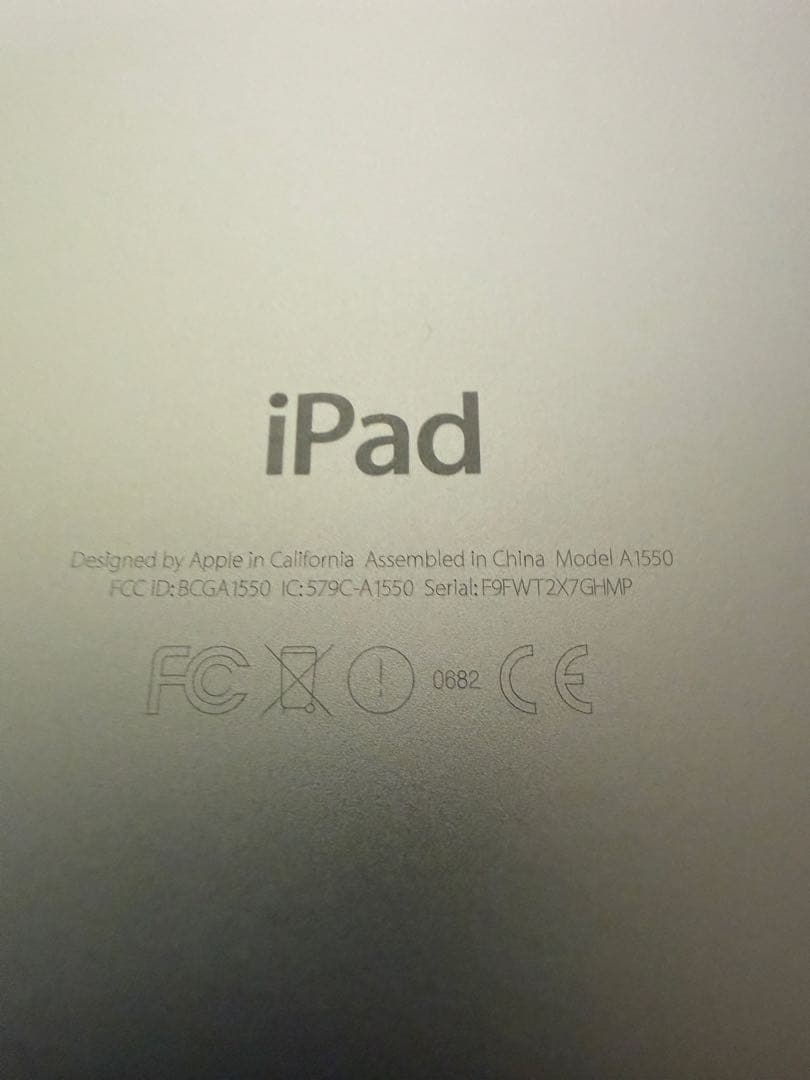 さ*ん様 iPad mini 4 MK772J/A 128GB Wi-Fi セル