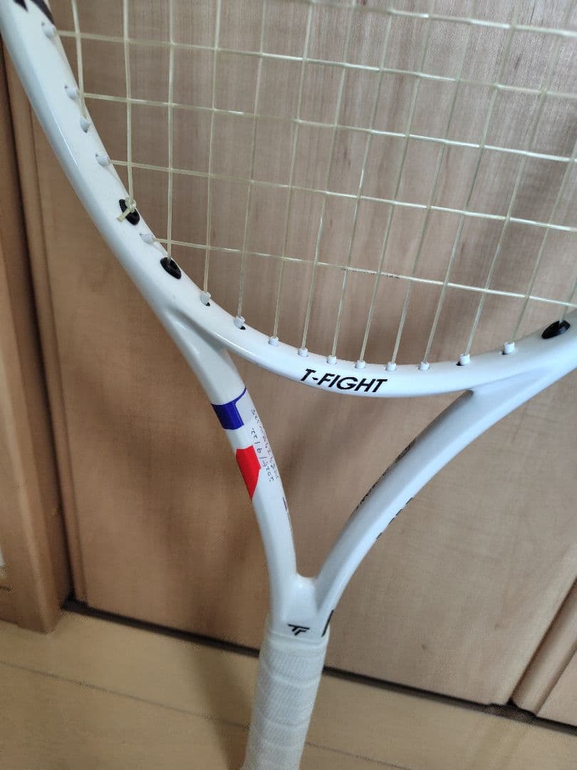 ラケット(硬式用) Tecnifibre T-FIGHT 300 G2