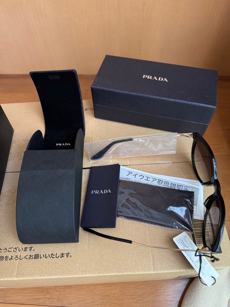 PRADA プラダ サングラス SPR17S-F 美品