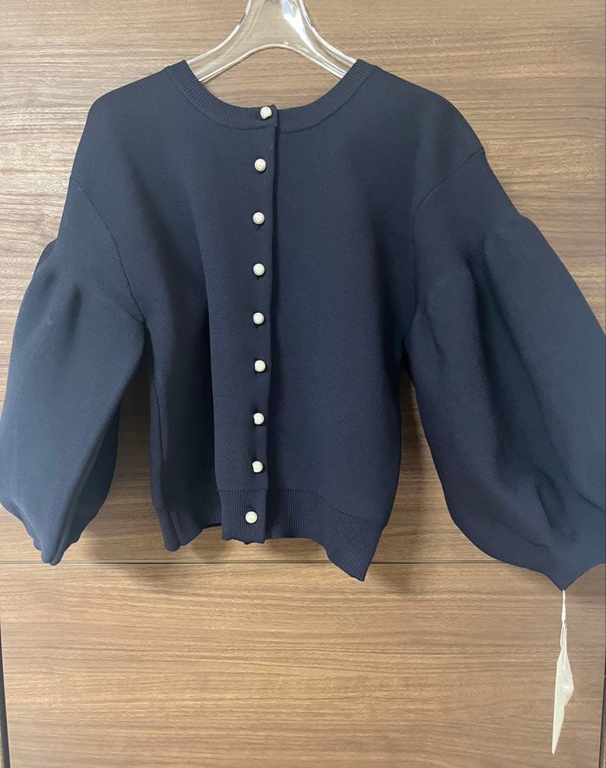 Laboutique BonBon 【名品】お袖ぽわんパールニットカーディガン