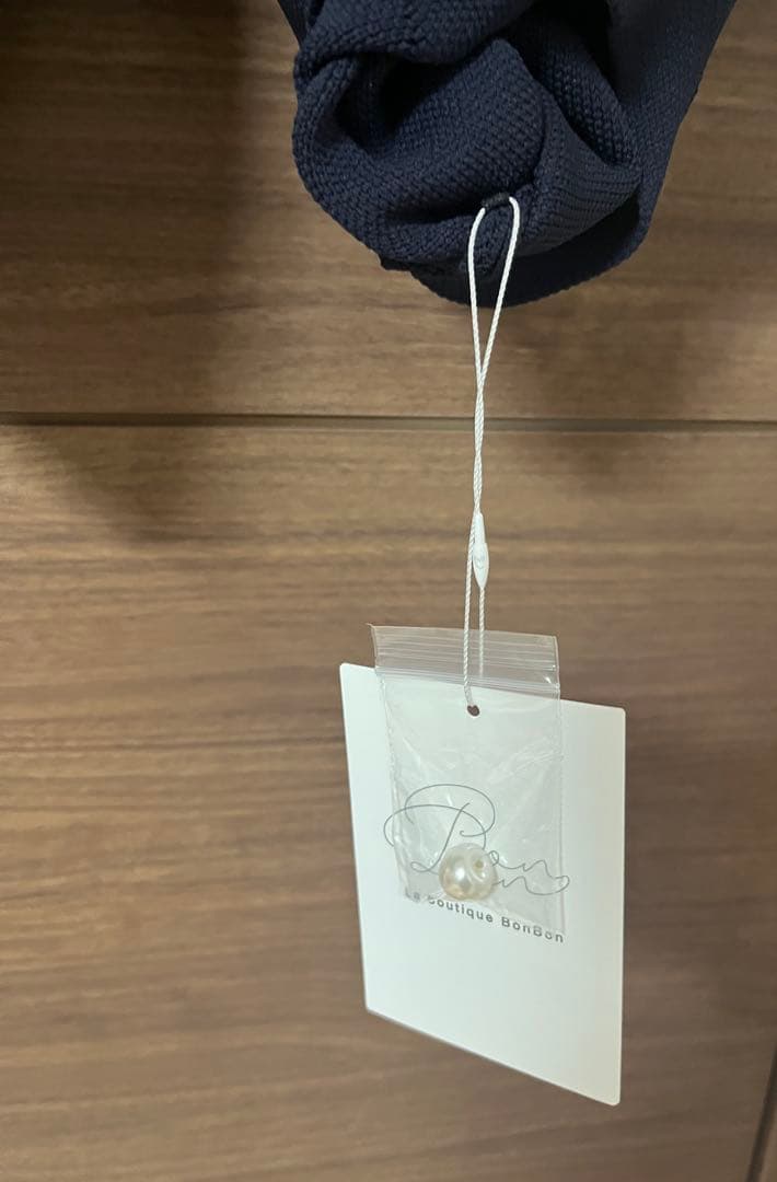 Laboutique BonBon 【名品】お袖ぽわんパールニットカーディガン
