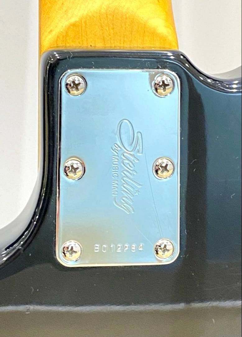 ベース Sterling by Musicman SUB STINGRAY RAY4